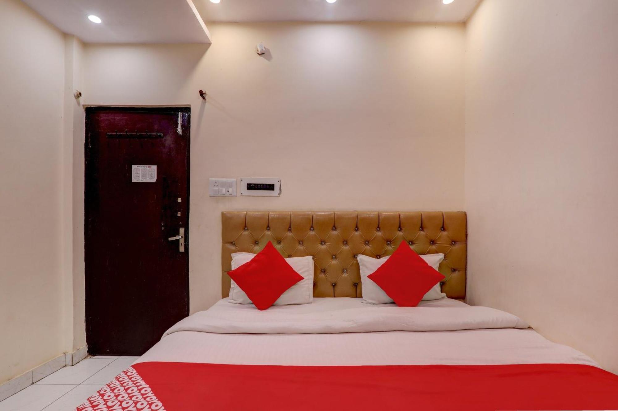 Hotel O Moon Palace Near Sahara Ganj Mall Lucknow Exterior foto