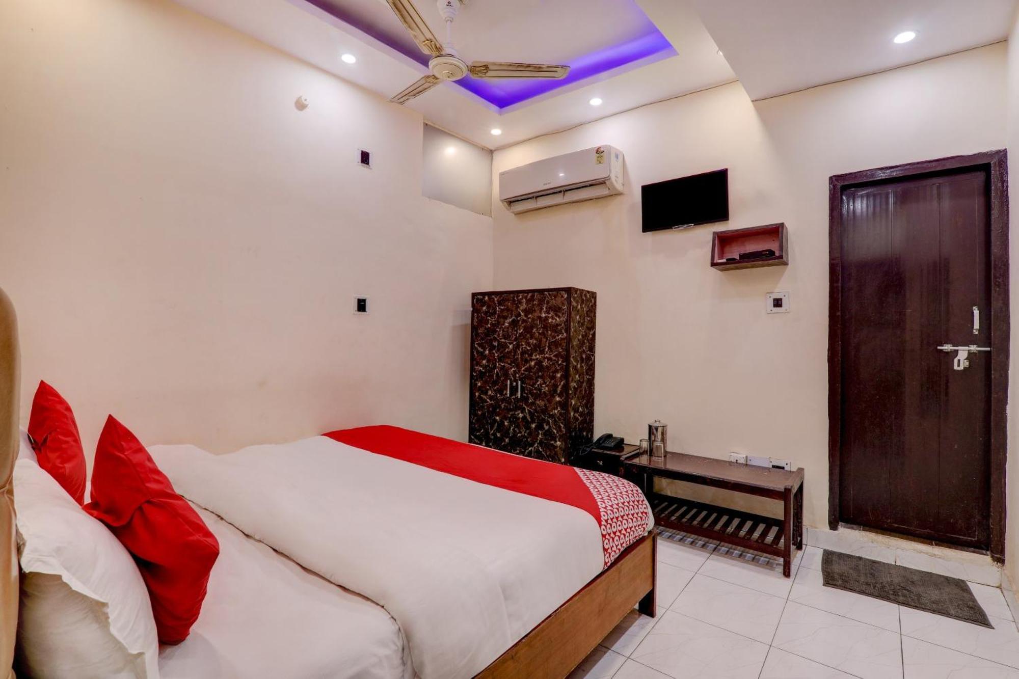 Hotel O Moon Palace Near Sahara Ganj Mall Lucknow Exterior foto